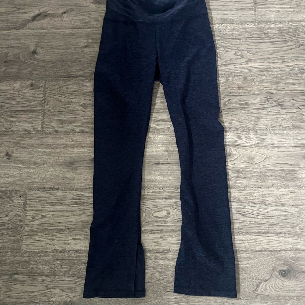 Blue flare leggings